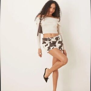 Abercrombie & Fitch Black and White Mini Skirt